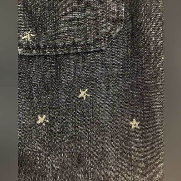 Current Elliott Anthropologie The Perfect Dark wash Denim Boyfriend Shirt. 2 - Picture 7 of 8